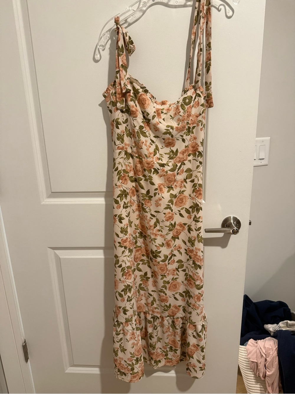 Floral Tie-Shoulder Midi Dress in Peach Floral